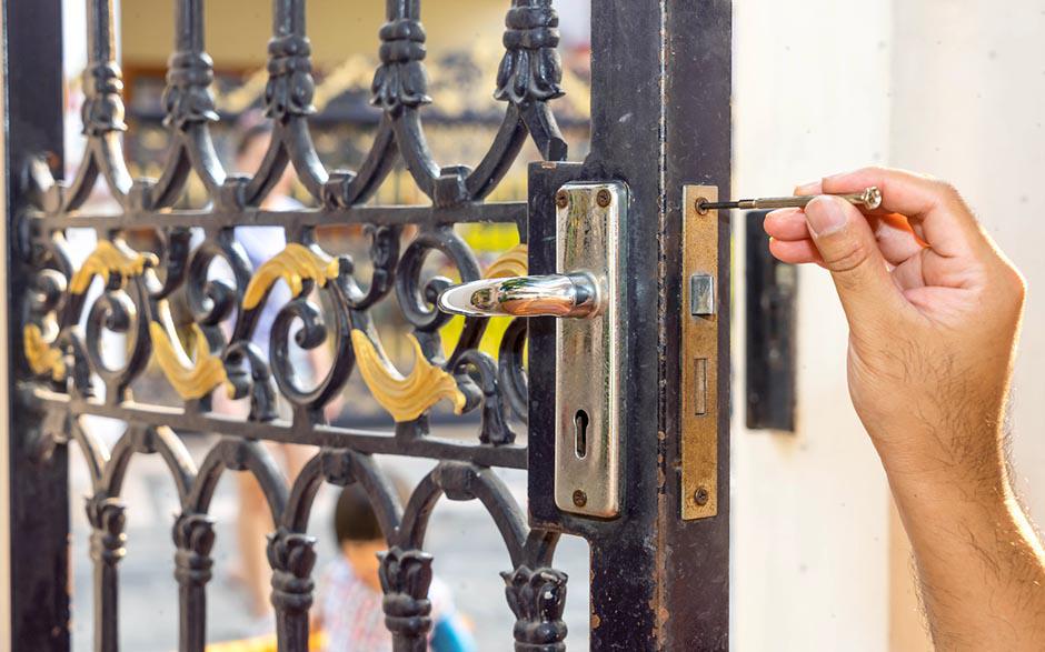 cout serrurier ouverture porte Morangis